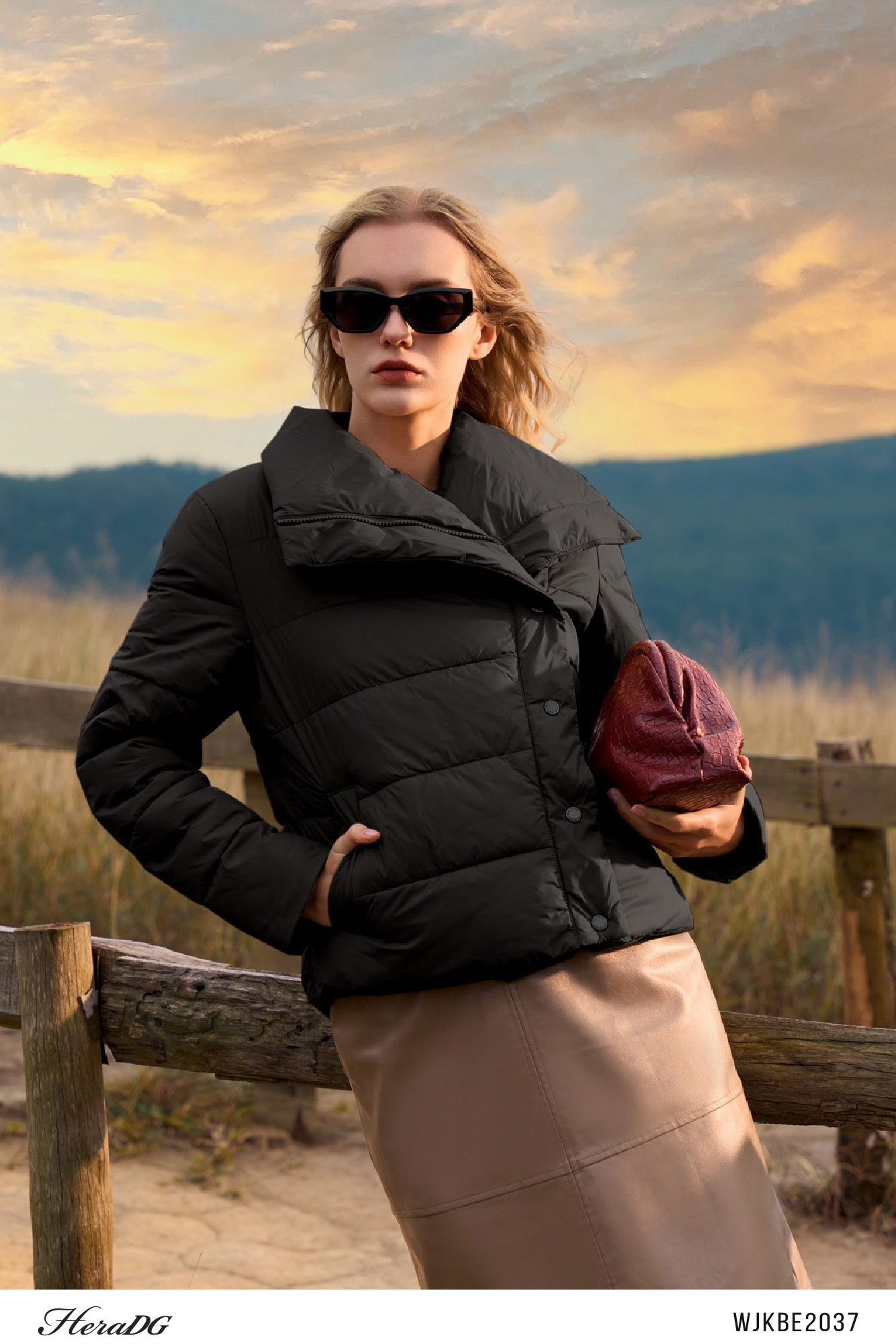 Ảnh của Áo phao 3 lớp dáng ngắn nẹp chéo